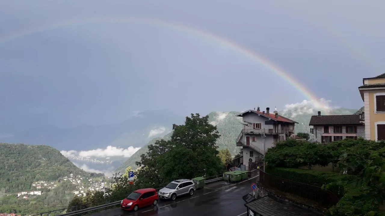 Apartment With Como Lake View - Italy Casasco Intelvi İtalya